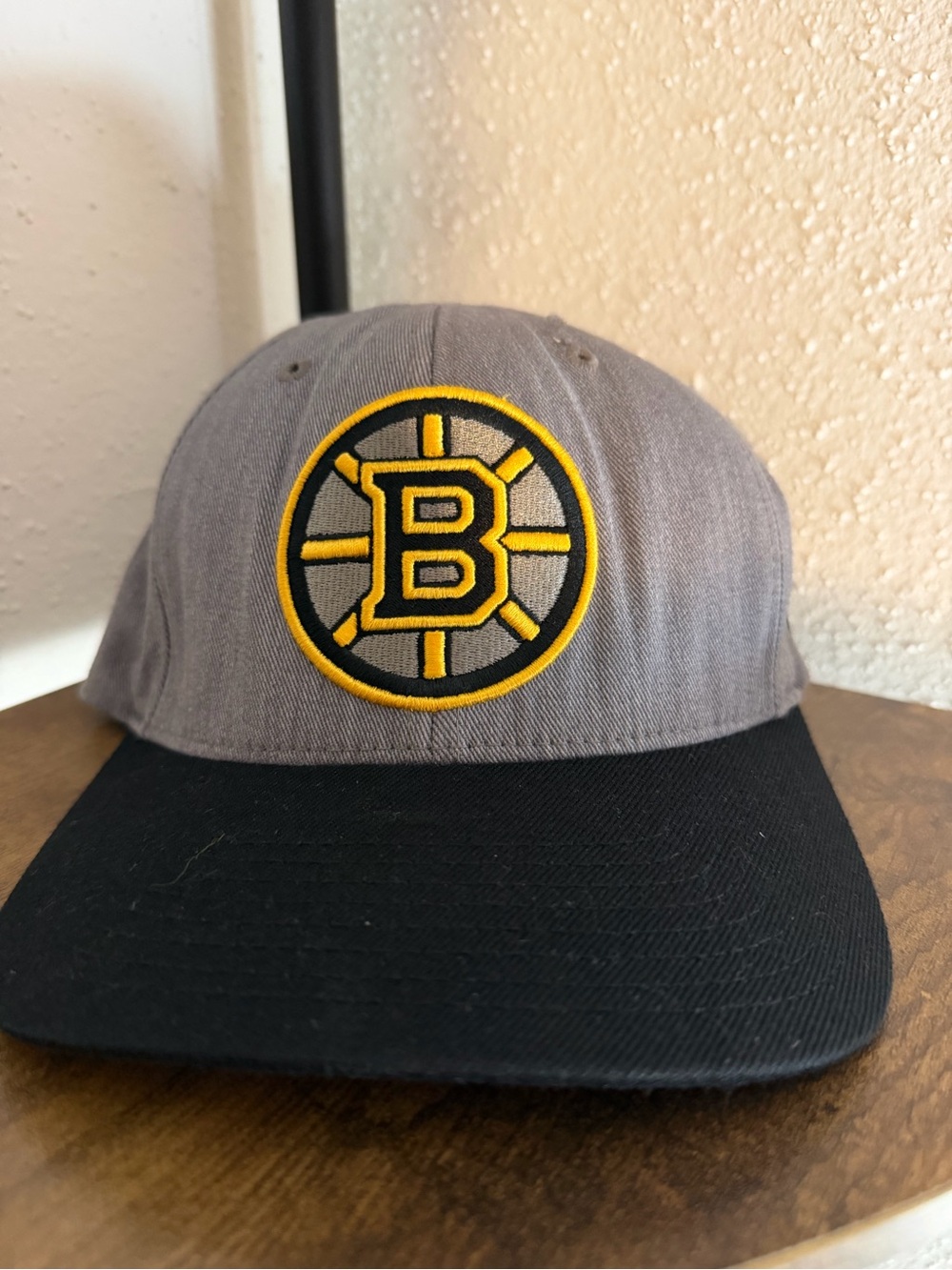 Boston Bruins Gray and Black Snapback Hat
